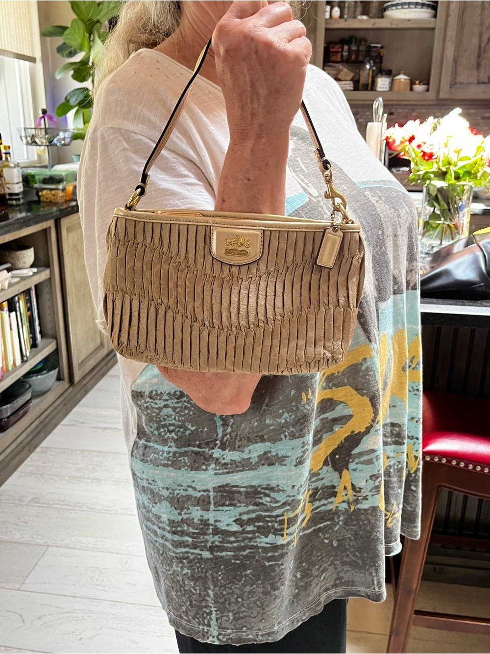 Coach Pleated Gold Signature  Jacquard Fabric Beautiful Wristlet Like new